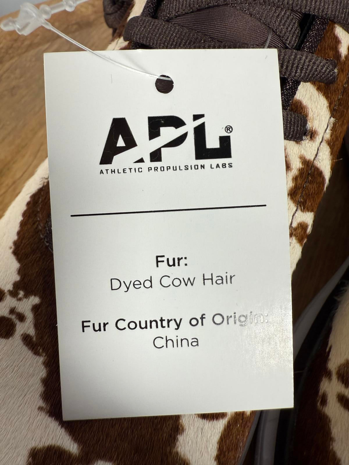 NIB APL Women's Deep Brown White Cow Iconic Phantom Sneakers Size 8