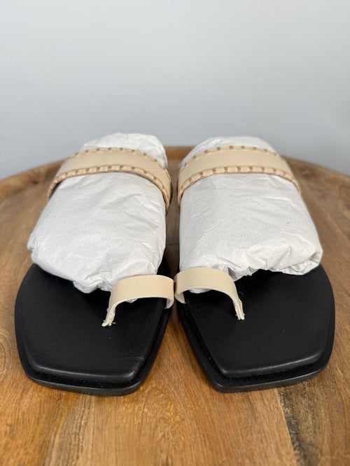 Kaanas Pirita Sandal Cream Size 9 NIB