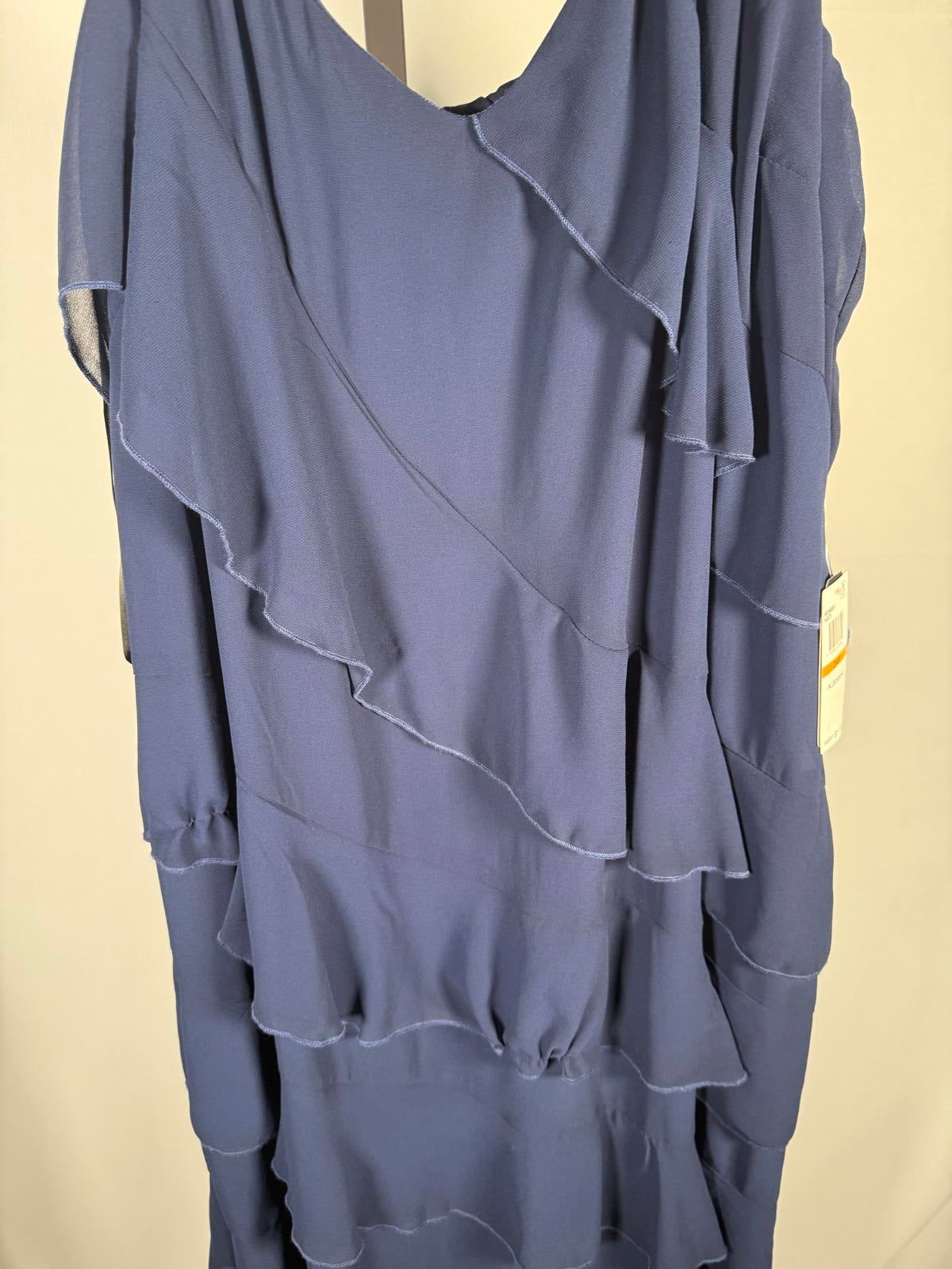 B. Darlin Women's V-Neck Sleeveless Ruffle-Trim Gown Navy Plus Size 24W NWT