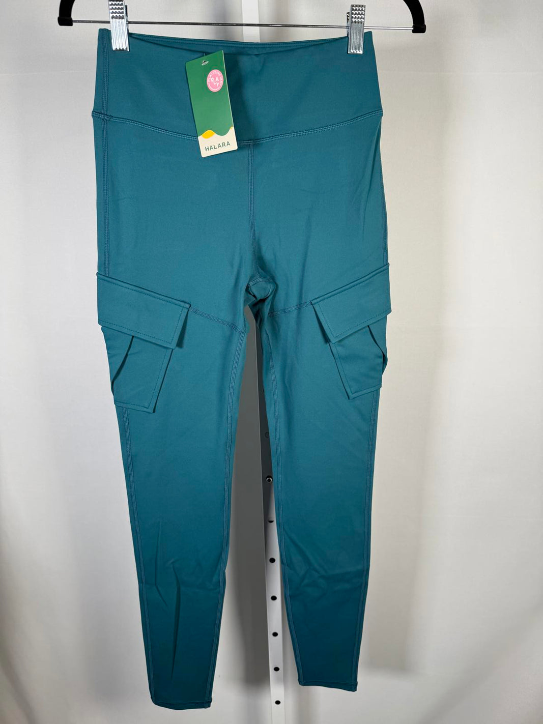 NWT Halara Women's Teal Cargo Pants Size Small - Full Length