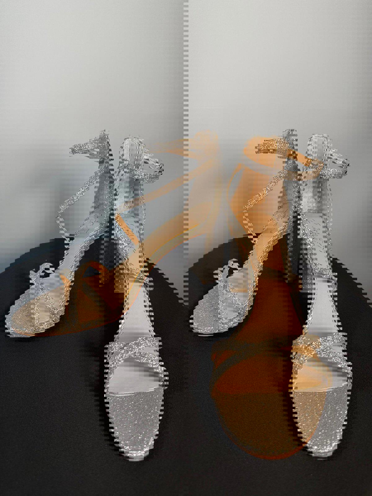 Jewel by Badgley Mischka Devorah Size 9.5 NEW W/BOX