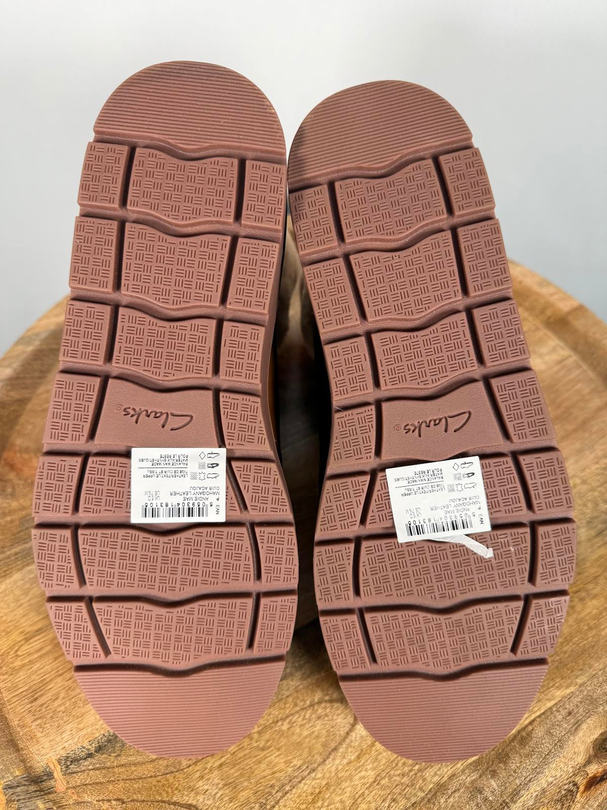 Clarks Women's Andie Go Ankle Boot Size 7.5 NWOB