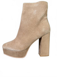 Lisa Vicky Cognac Split Suede Heeled Boots Size 9.5 M New in box