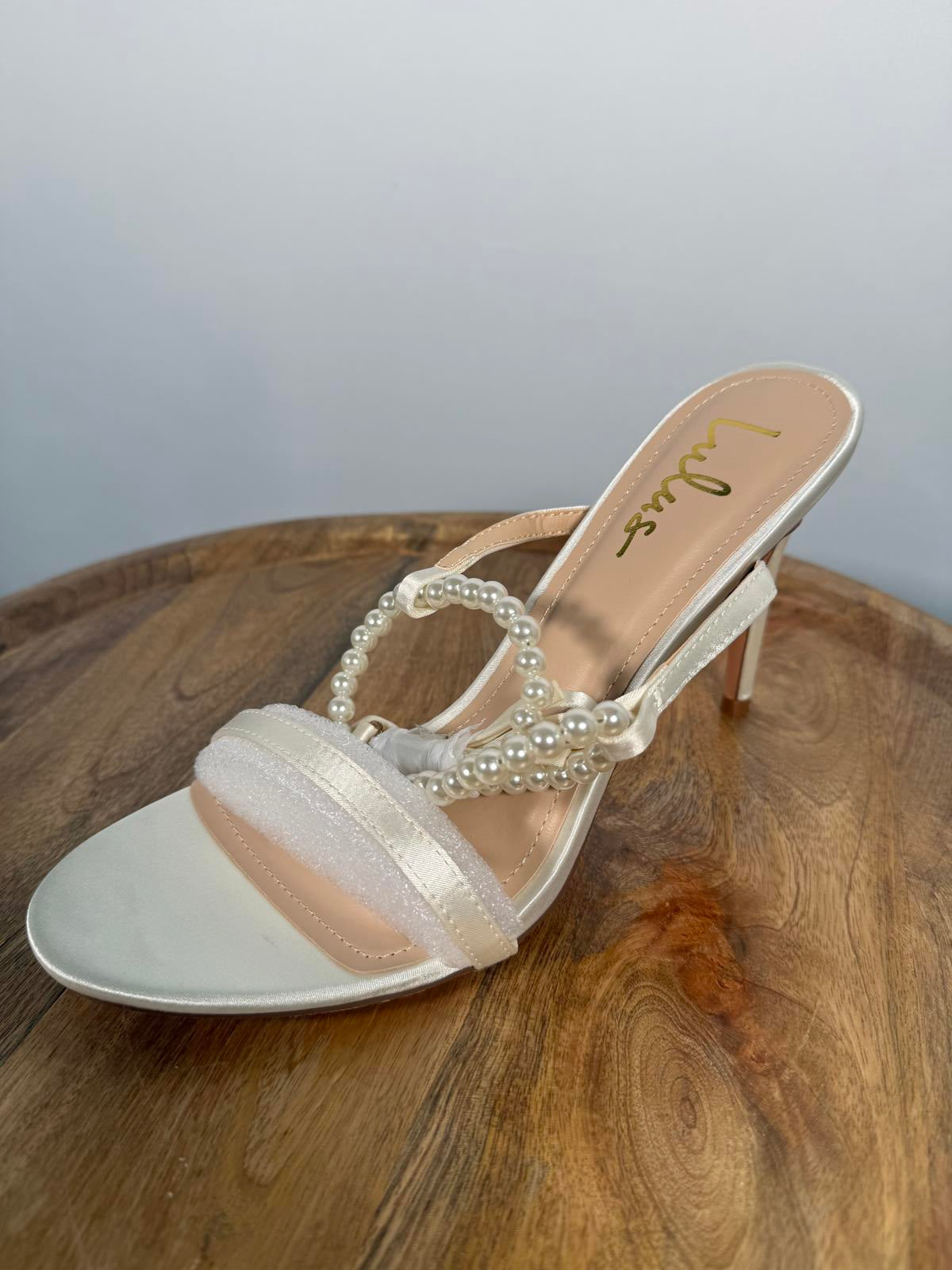 Lulus Leaah White Satin Pearl Lace-Up High Heel Sandals - 11 NWB