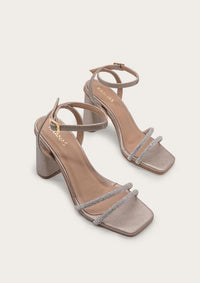 NWB Kaanas Allnat Silver Heels Size 10