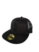 NWT New York Yankees Blackout Mesh Trucker New Era 59FIFTY Fitted Hat Cap Size 7