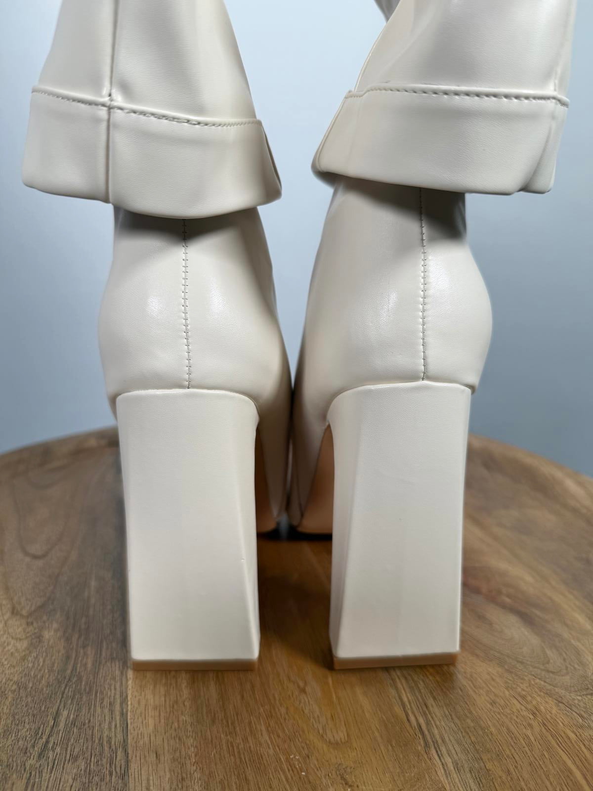 Lulus Lorlia Almond Square Toe Knee High Boots - 7 NWOB