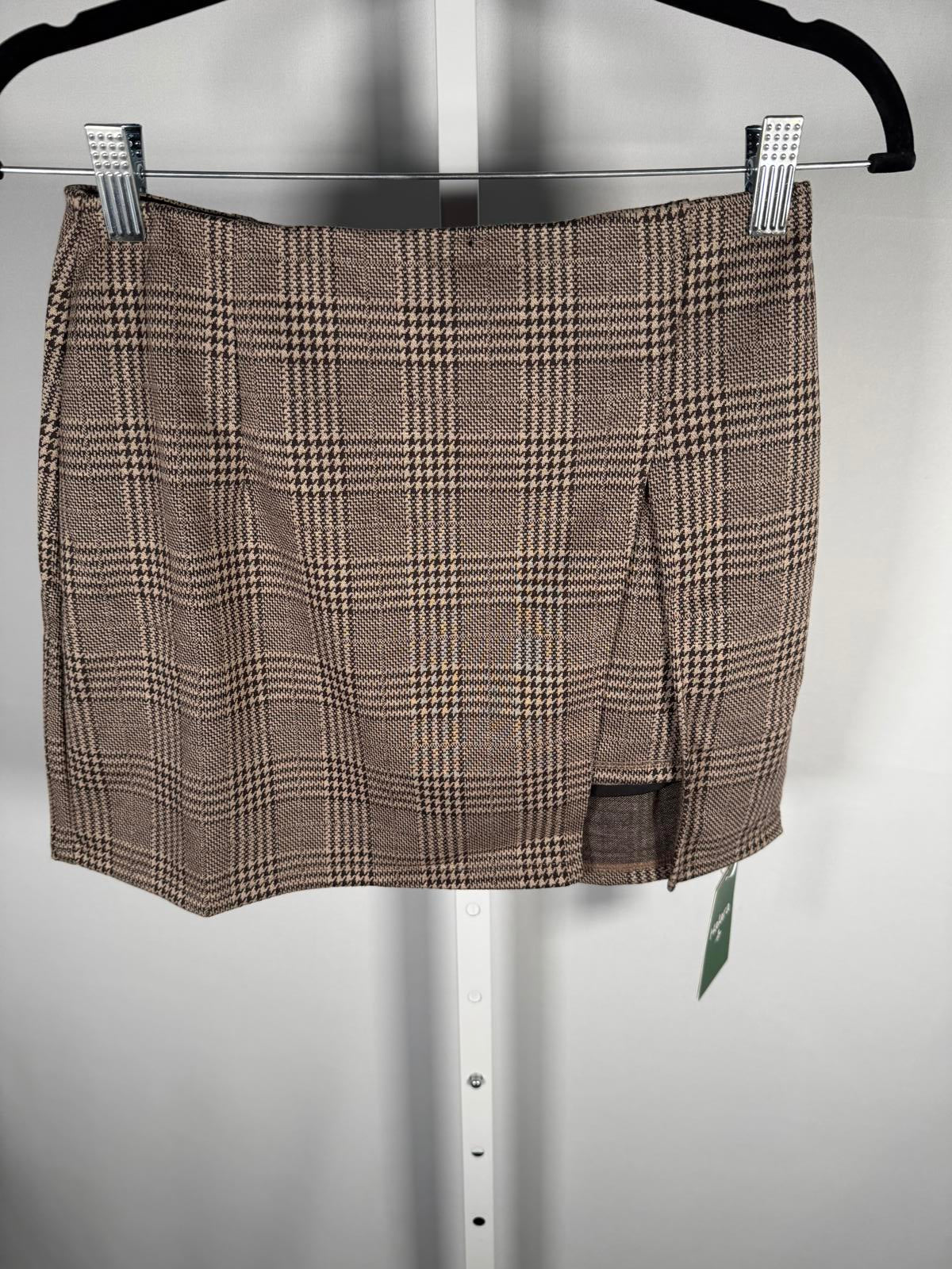 NWT Halara High Waisted 2-in-1 Pocket Houndstooth Plaid Mini Casual Skirt S