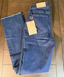 NYDJ Sheri Slim Ankle Fray Hem in Mystique. LiftXTuck Technology. Size 00. NWT