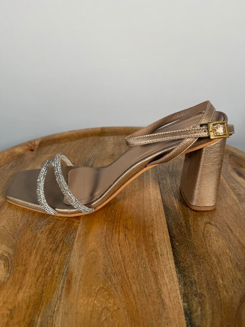 Kaanas Allnat Heels Silver Size 10 New in box