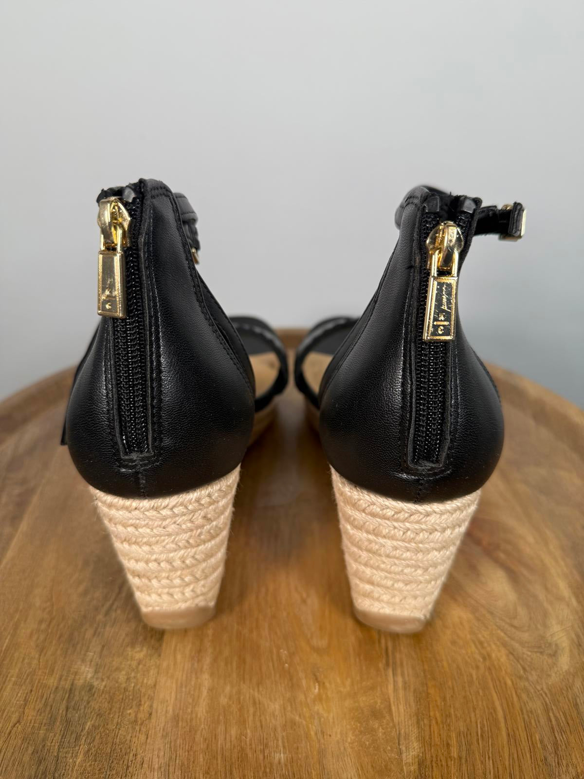 Kenneth Cole Reaction Colton Womens Back Zipper Strappy Ankle Strap - 11 NWB