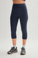 NWT Girlfriend Collective Skyline Compressive High-Rise Capri S