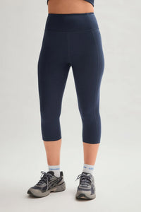 NWT Girlfriend Collective Skyline Compressive High-Rise Capri S