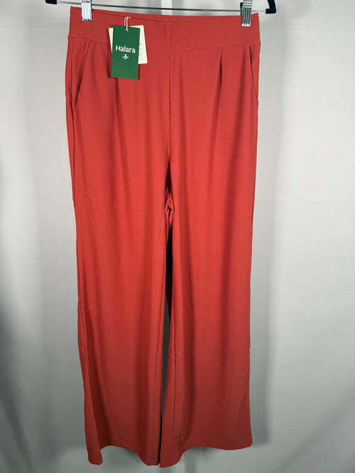 NWT Halara High Waisted Body Sculpt Waist-Slimming Micro Waffle Work Pant Red S