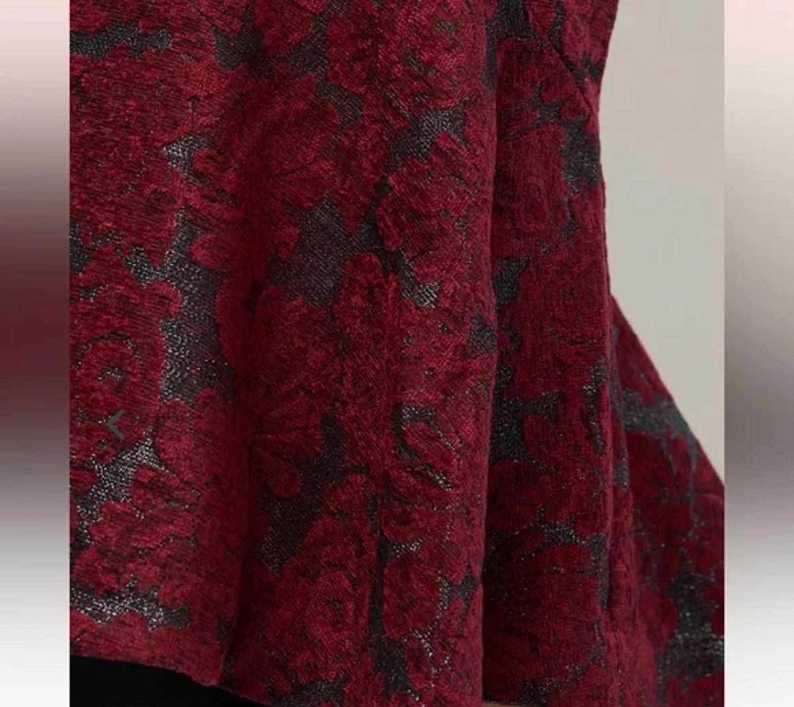 NWT Rachel Parcell Metallic Floral Jacquard Fit & Flare Skirt Deep Red Size 8