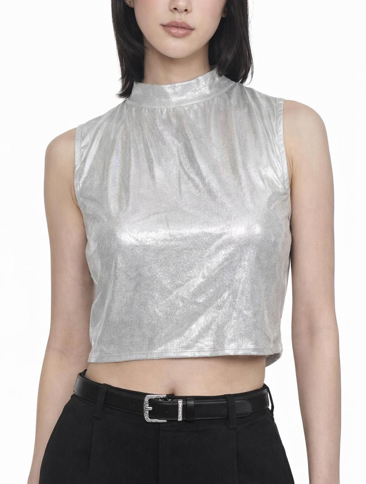 NWT Halara Metallic Silver Mock Neck Sleeveless Crop Top Women’s Size Small
