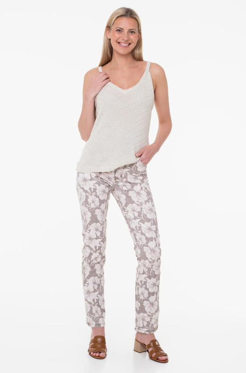 Guess Jeans Party Time Tan Size 28x29 NWT