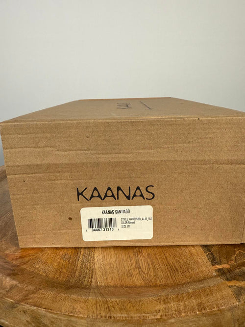 Kaanas Santiago Wedge Sandals Size 9 NIB