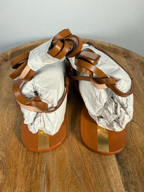 Kaanas Paloma Sandal Size 8 NIB