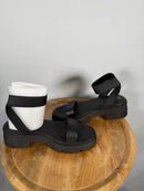 Wild Pair Theodorra Womens Faux Leather Ankle Strap Platform Sandals 9.5 NWOB