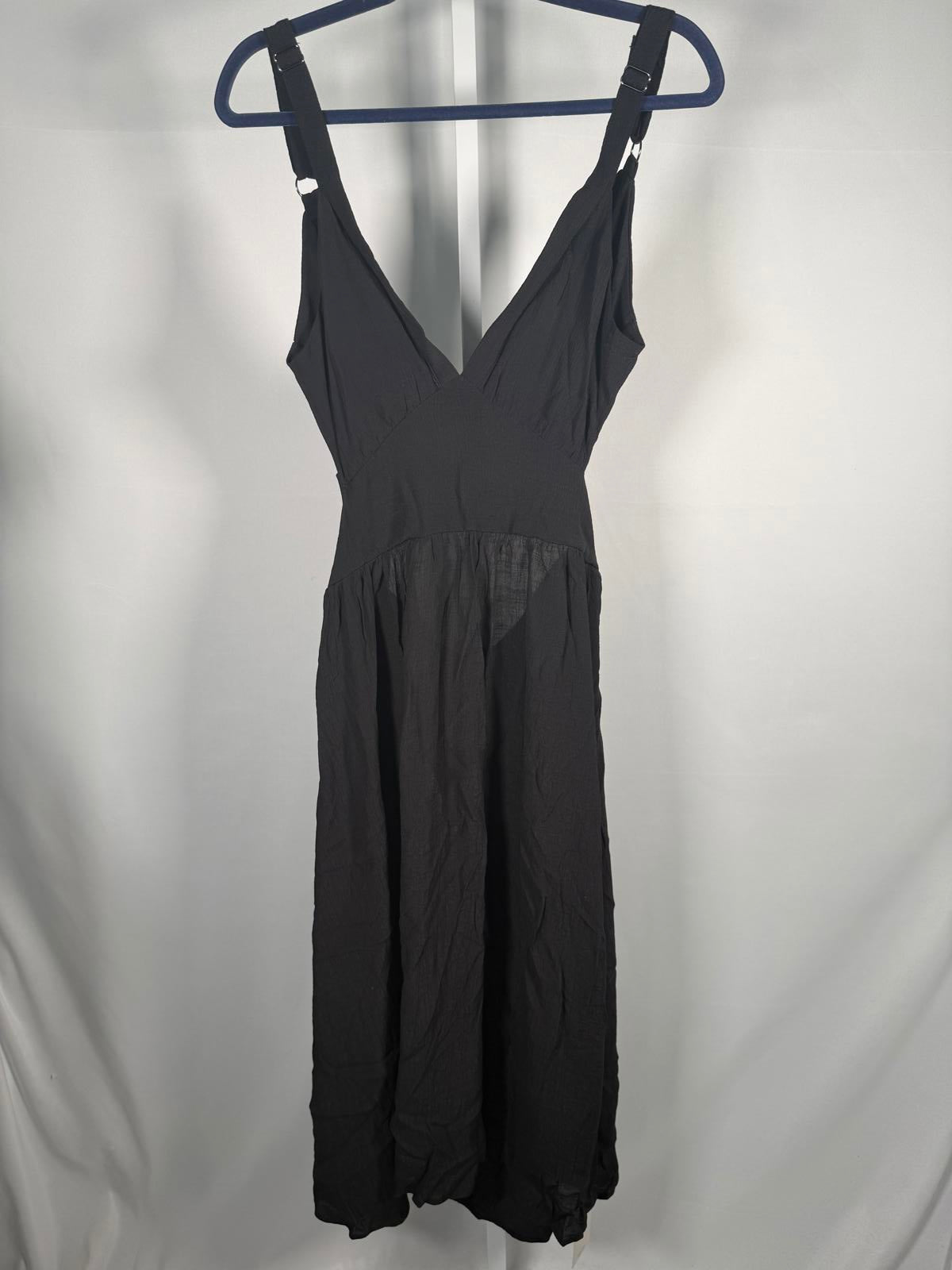NWT Halara Deep V Neck Sleeveless Tie Back Cut Out Pocket Flowy Dress Black M