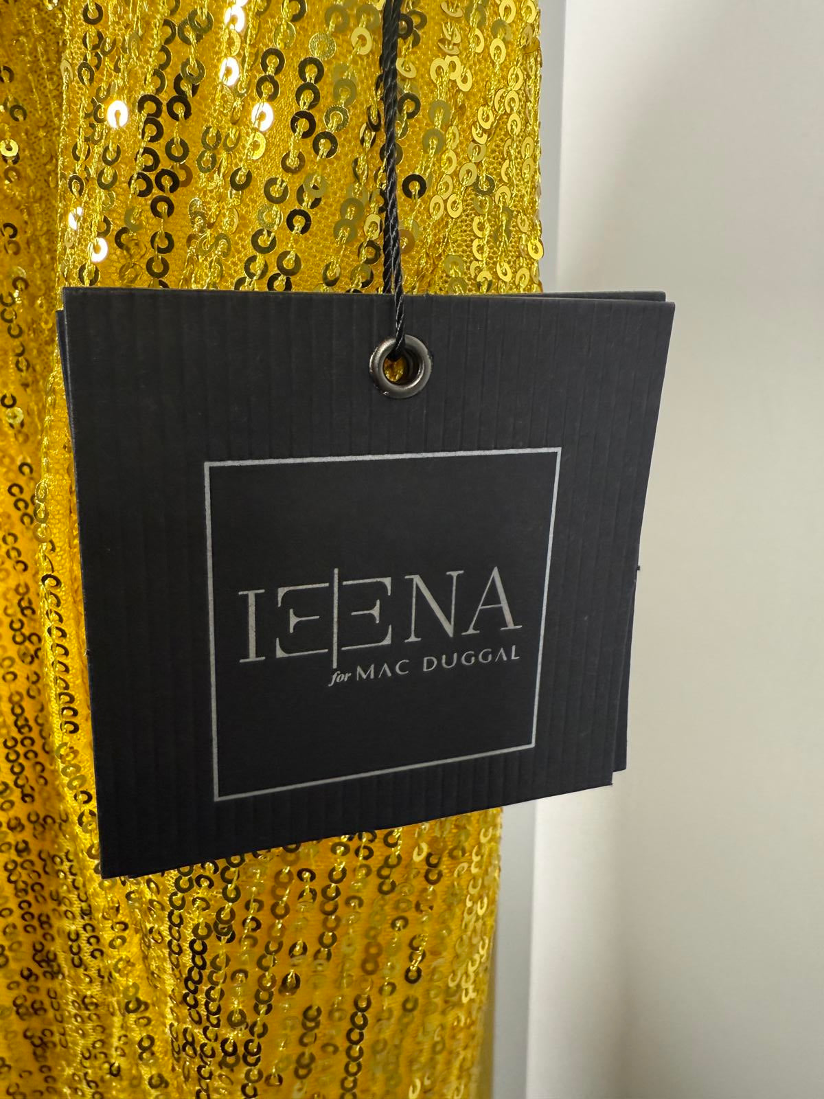 NWT Mac Duggal 27022 Sleeveless Front Twist Dress Size 2