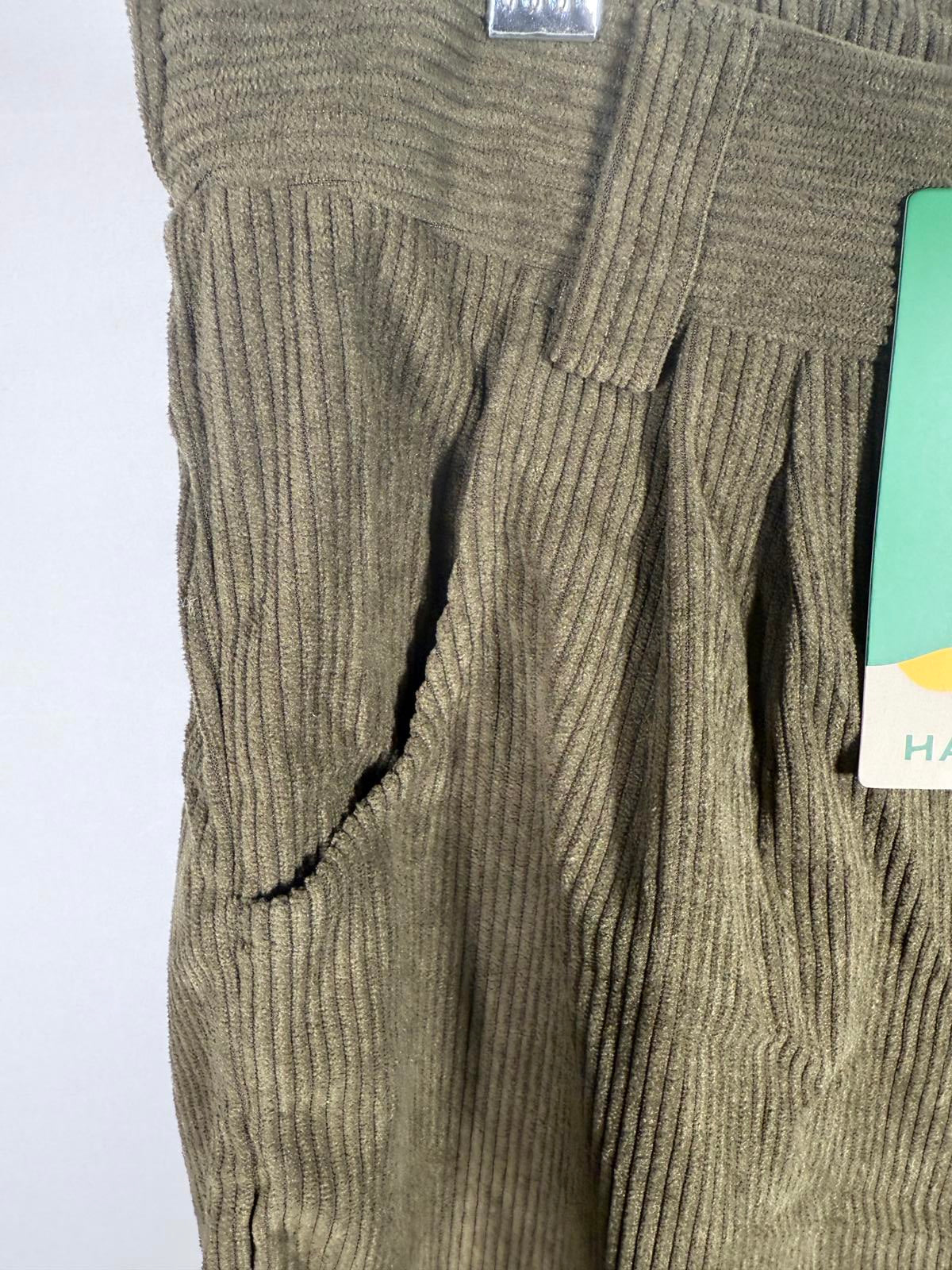 NWT Halara Mid Rise Zipper Pocket Corduroy Casual Pants Bamboo Green Size Small