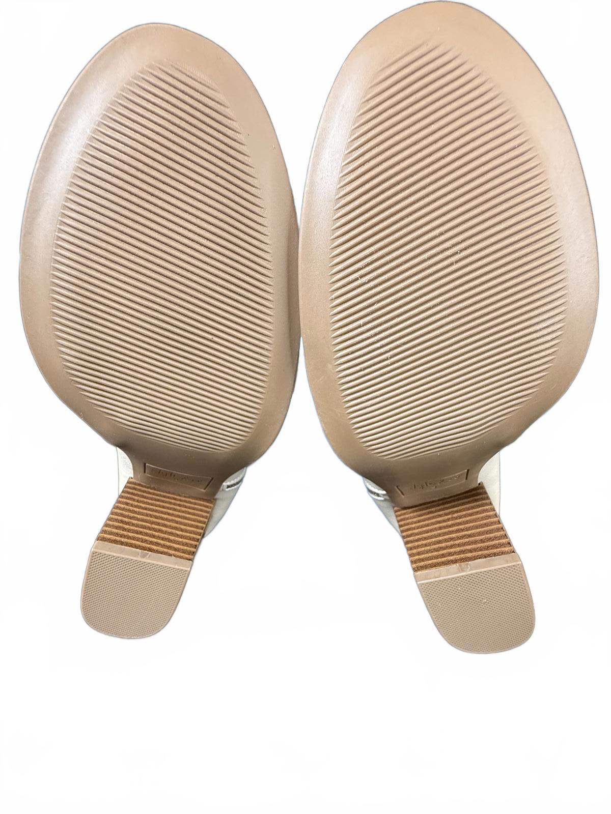 Style & Co Masrinna Ecru Women's ankle boots, Size 9, New in box.