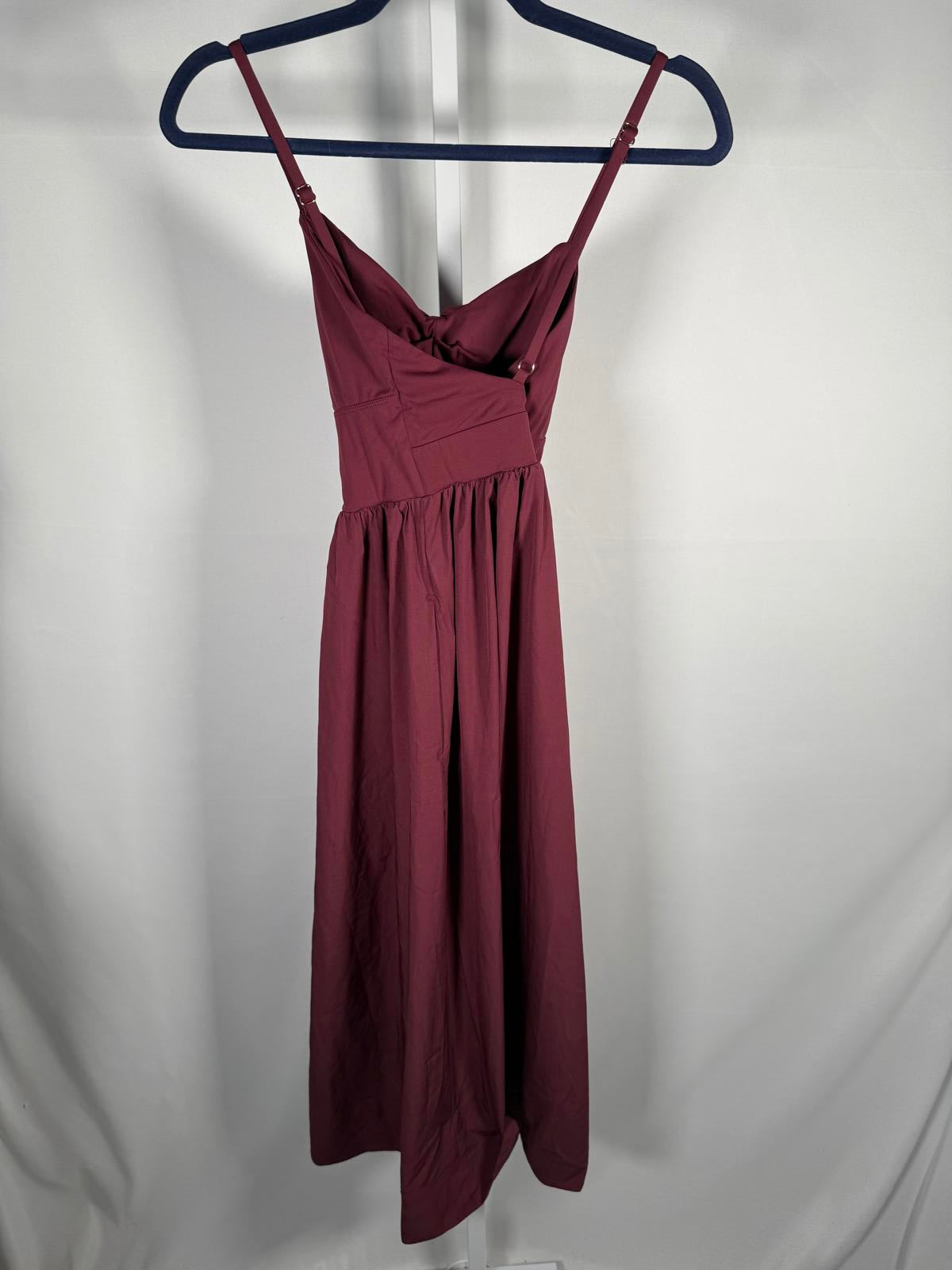 NWT Halara Adjustable Strap Backless Ruched Side Pocket Dress Amaranth M