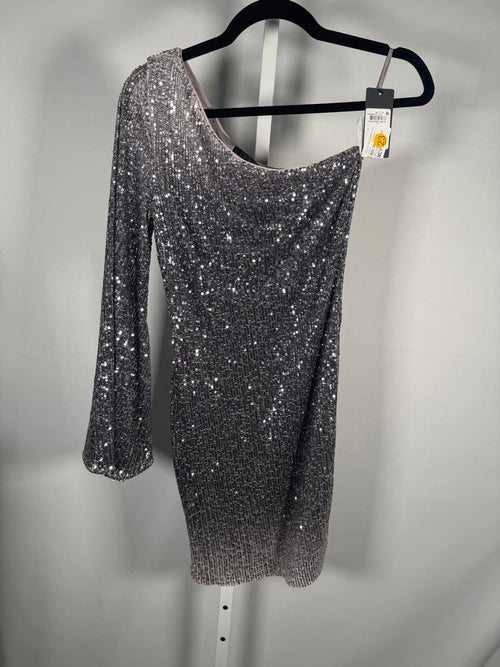 NWT GUESS Women's Samantha One-Bell-Sleeve Sequin Dress Size XS