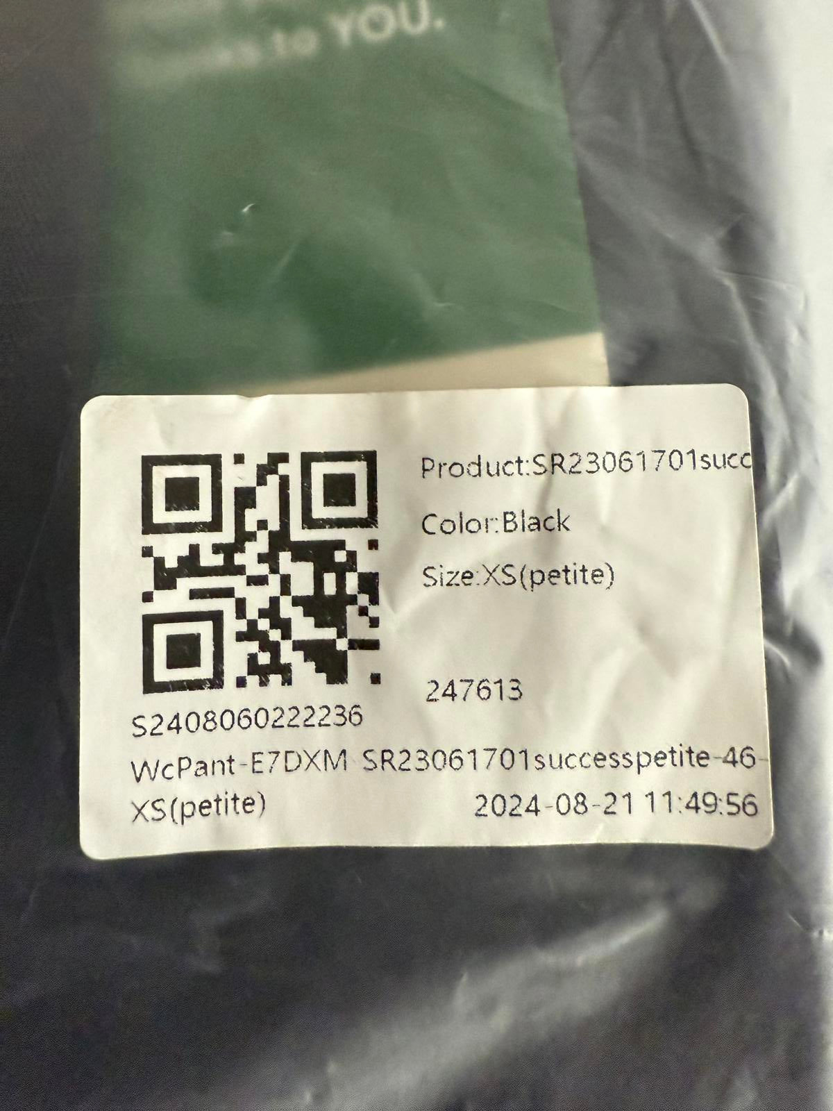 NWT Halara High Waisted Zipper Pocket Shirred Straight Leg Pant Black Size XS