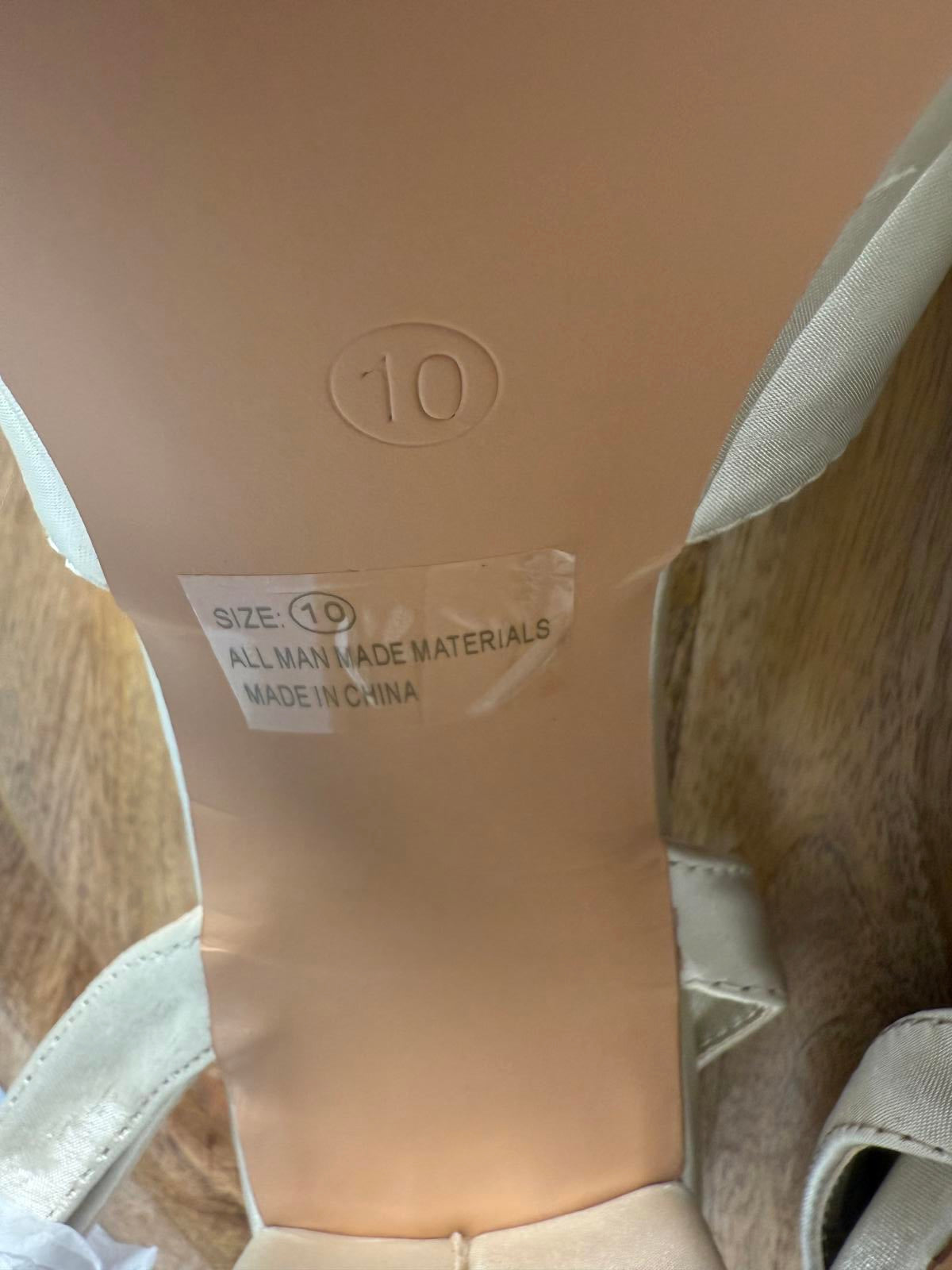 Lulus Women's Platforms With Bow - 10 NWOB