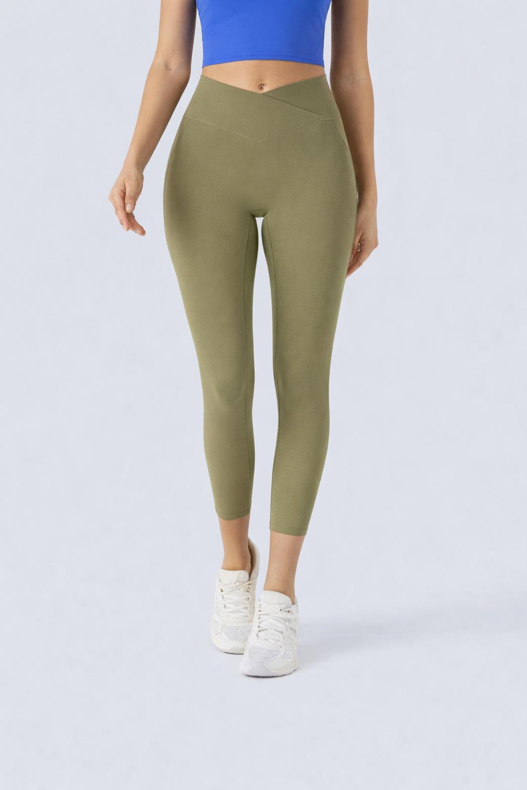 NWT Halara SoftlyZero High Waisted Crossover Pocket Capri Leggings-UPF50 Size XL