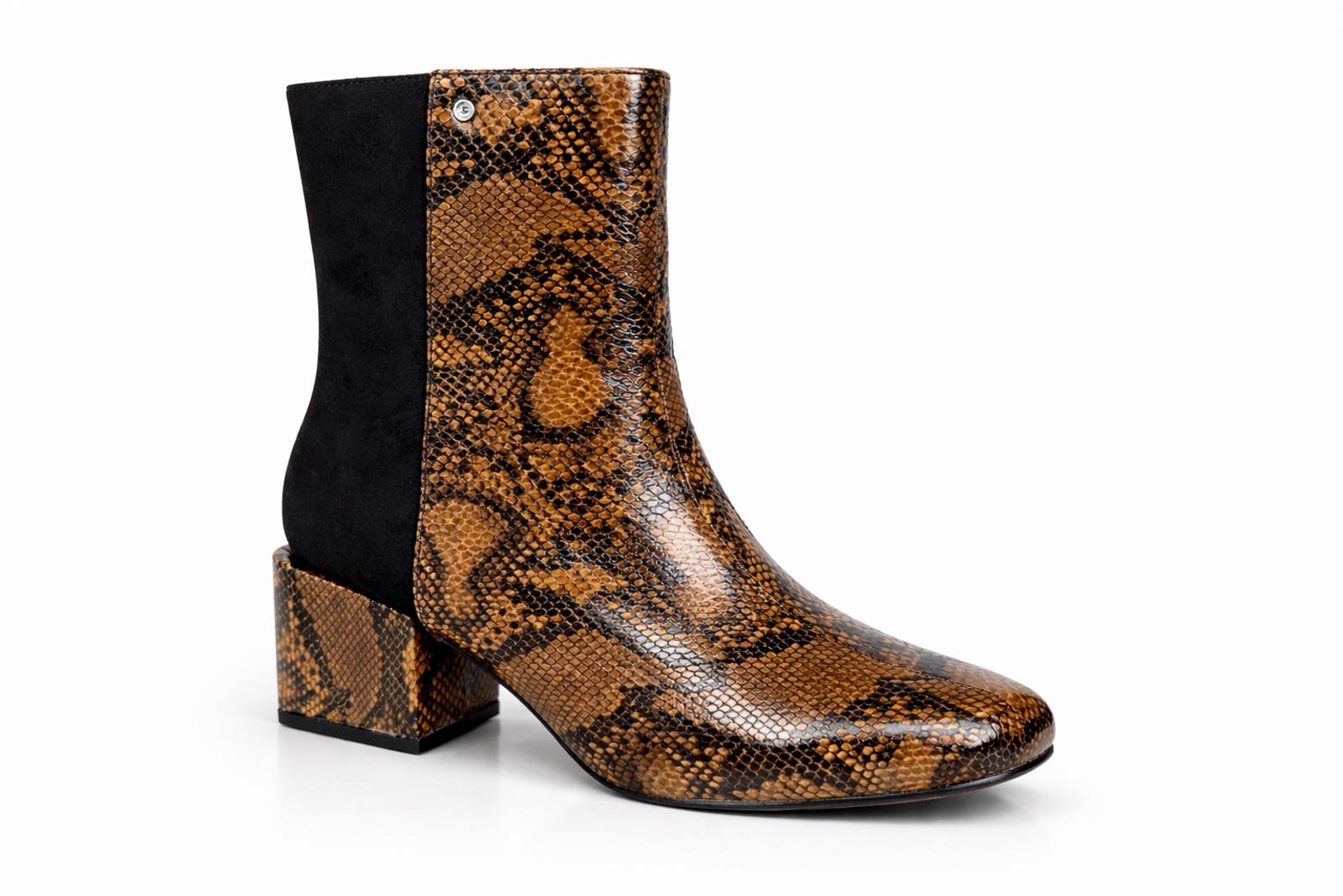 French Connection Toni Boot Brown / Black Snake Print Size 7 NWB