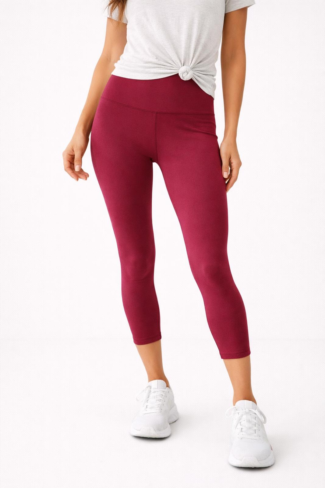 Breezies Women’s Leggings 24” Inseam Stretch Comfort Size Medium