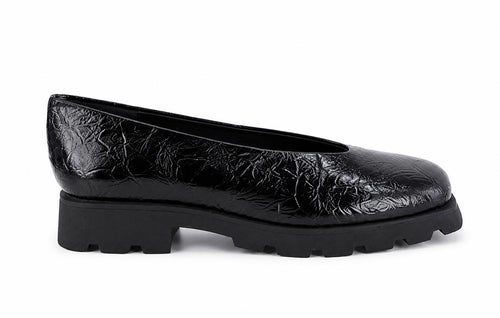 NWB Katy Perry The Darling Black Slip-On Loafers Women's Size 10