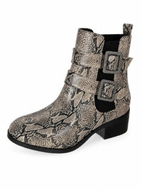NWB Kenneth Cole Reaction Salt Biker Jewel Chelsea Boots Women's Size 5.5