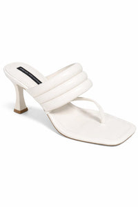French Connection Heels White Thong Strap Square Toe Padded Sandals Size 8.5 NWB