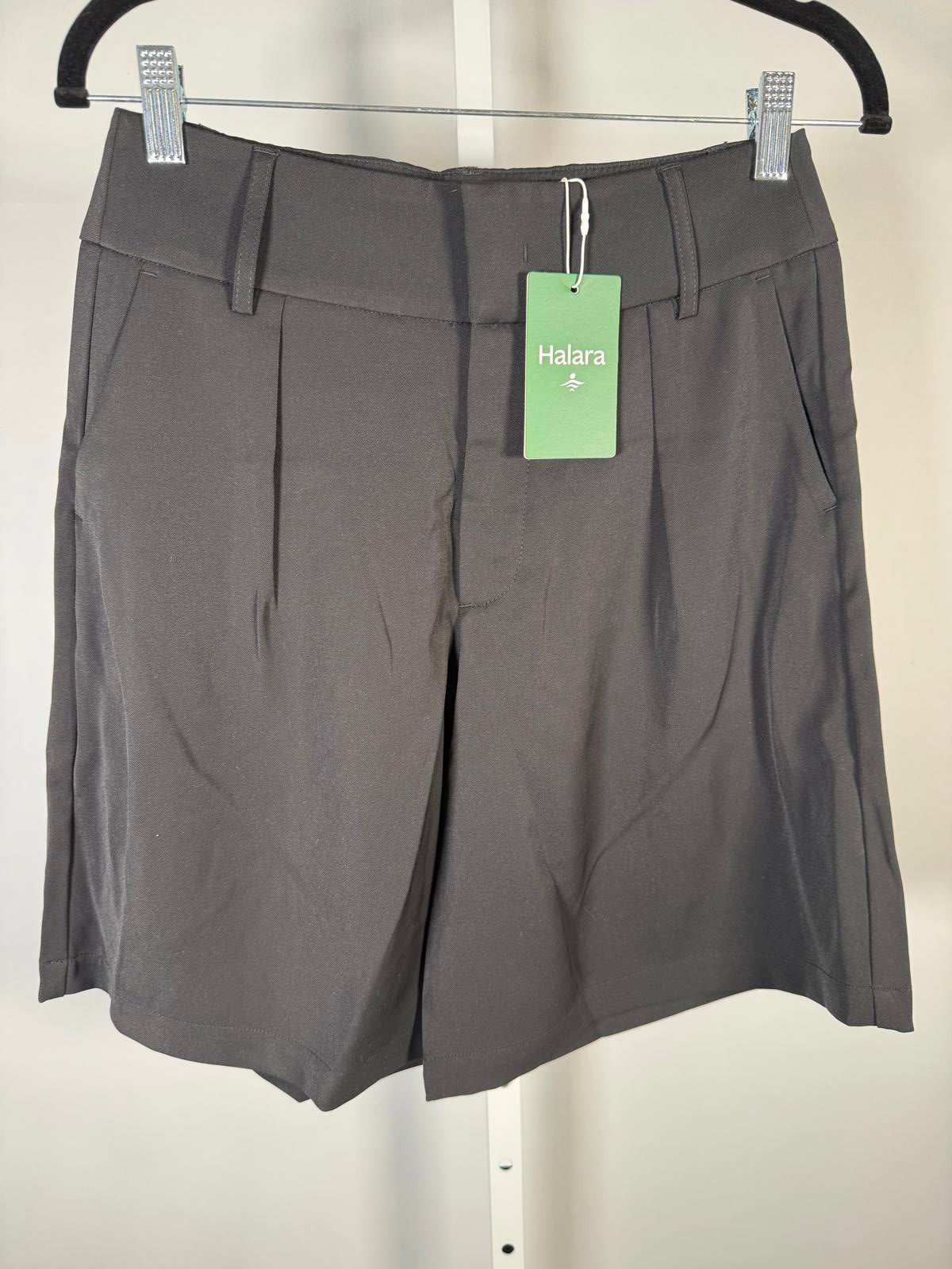 NWT Halara Tailored Stretch Shorts Women’s Size Small