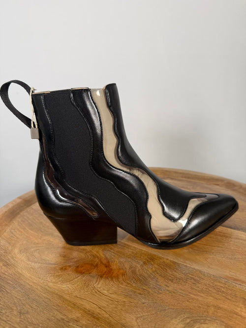 Sergio Rossi Cutout Leather NWB Western Booties Women's Size 5.5