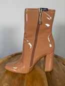 NWB Steve Madden Fulton Camel Patent Square Toe Mid-Calf Boots Size 8.5