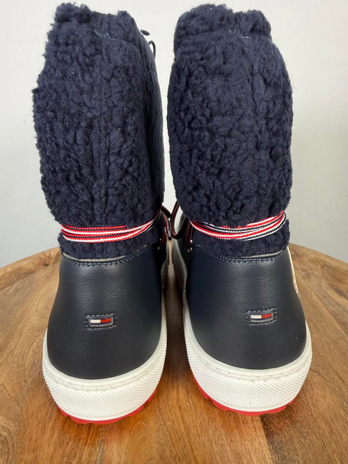 Tommy Hilfiger Signature Teddy Snow Boots Black Iris Women’s 7 EU 37 NWB