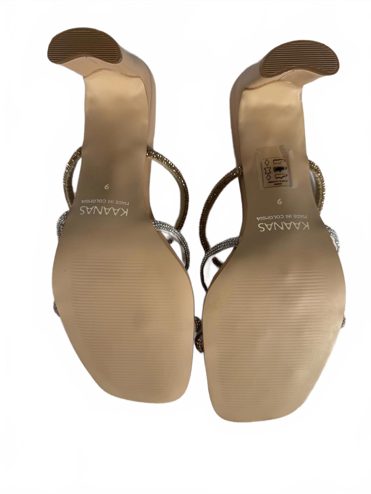 NWB Kaanas Fortuna Triple Band Heel Sandals Size 9