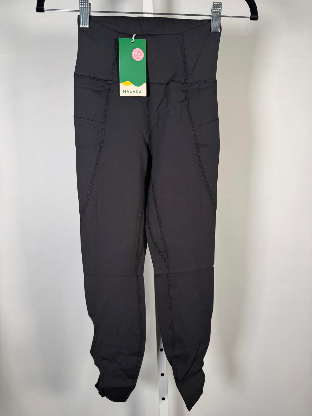 NWT Halara High Waisted Cut-Out Yoga 7/8 Leggings with Pockets Black XS
