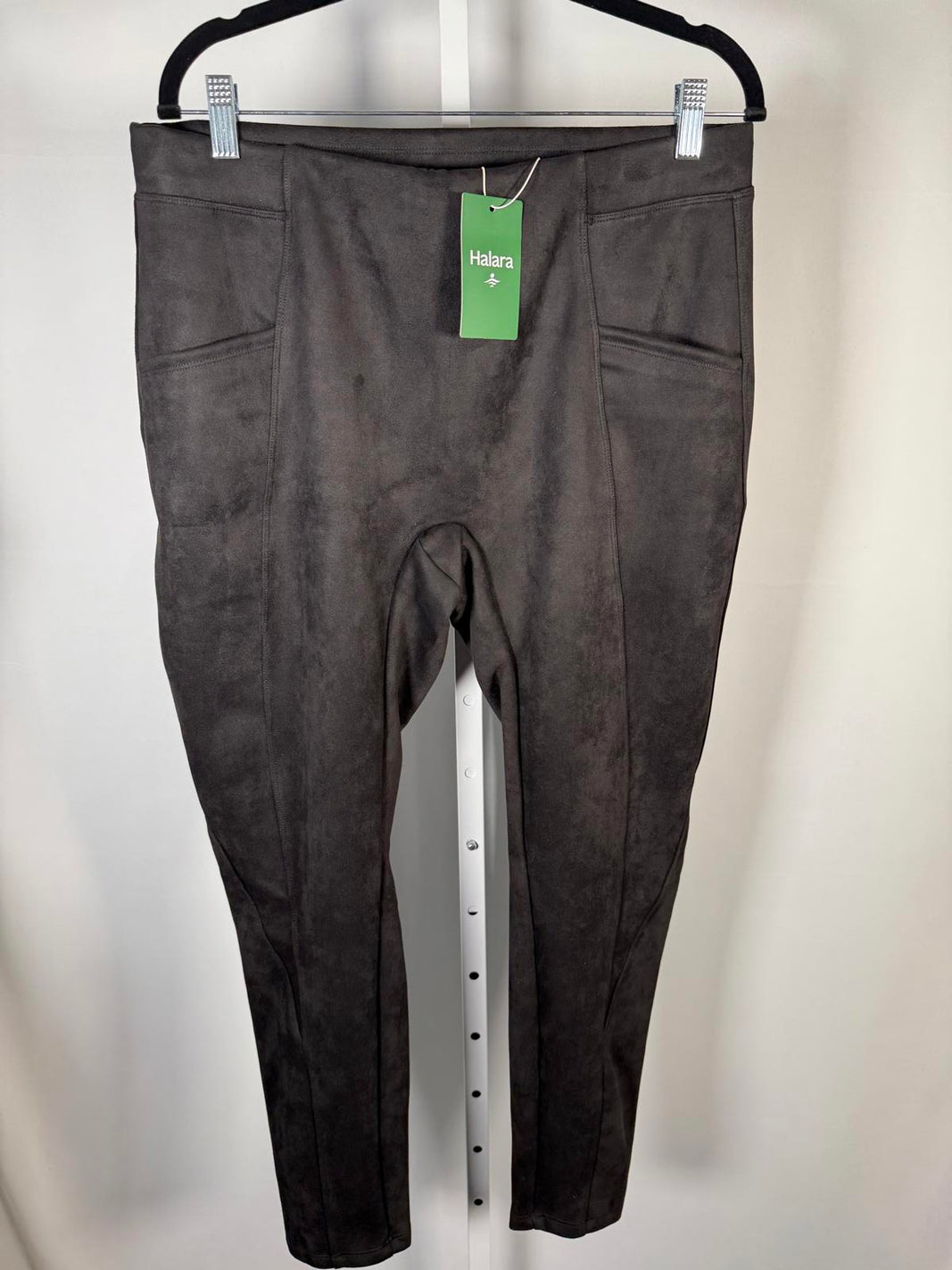 NWT Halara Women’s Black Faux Suede Skinny Pants 7/8 Length Size XL