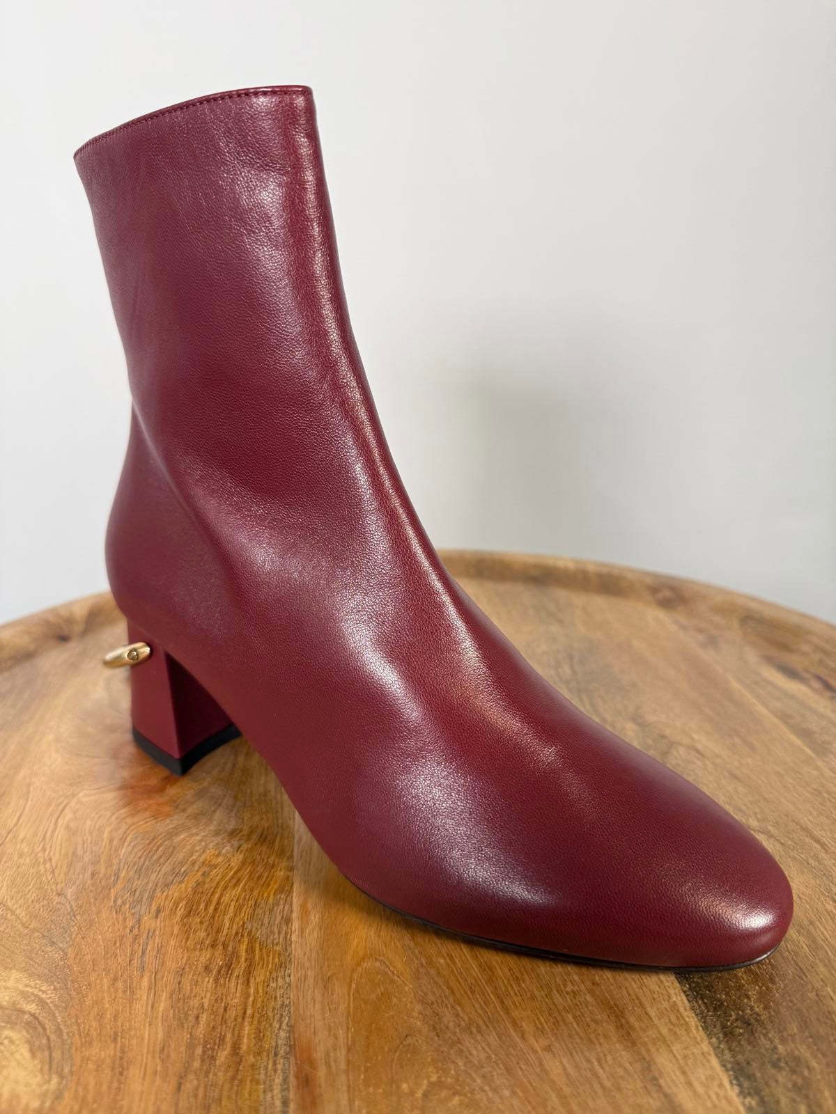 L’Autre Chose Burgundy Leather Ankle Boot Block Heel US 5 Made in Italy NWB