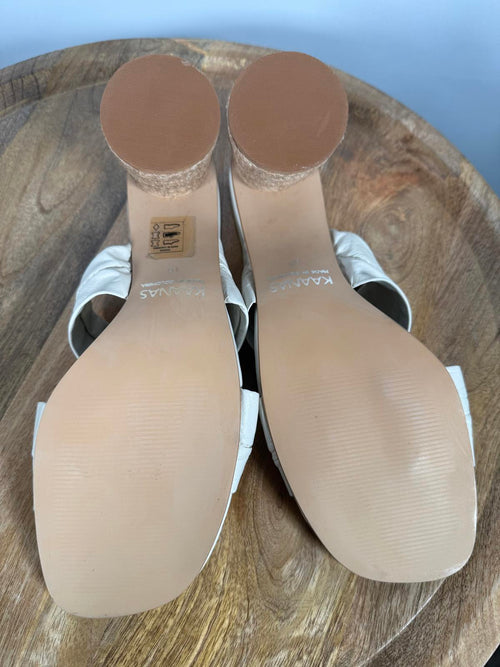 NWB Kaanas Naranjo Off White Mule Heels Size 10