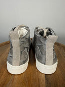 DKNY Rivka Lace-Up High Camo Canvas Silver Sneakers Women’s Size 8.5 NWB