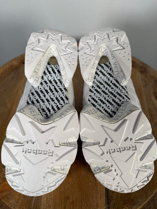 VETEMENTS x Reebok InstaPump Fury Emoji Sneakers White US 4 EU 34.5 NWB