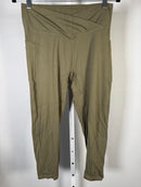 NWT Halara SoftlyZero High Waisted Crossover Pocket Capri Leggings-UPF50 Size XL